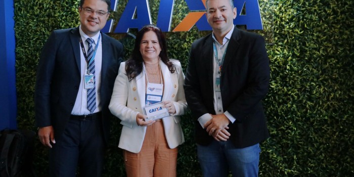 Barra de Santo Antônio é Reconhecida com Prêmio de Honra ao Mérito Educativo em Evento da UNDIME