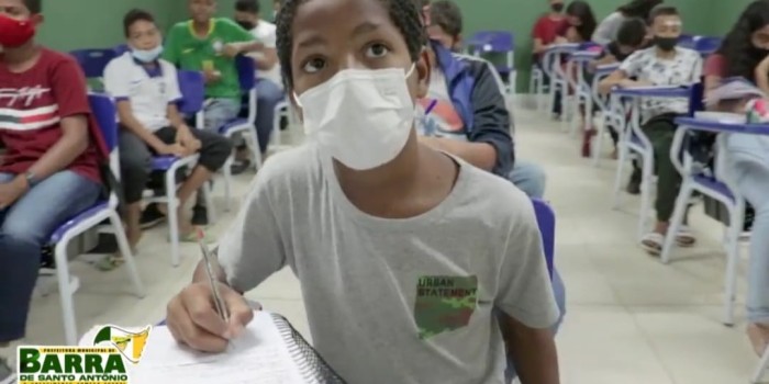 Barra de Santo Antônio: Reforma na Escola Municipal Edjackson Leocádio traz melhorias no retorno às aulas.