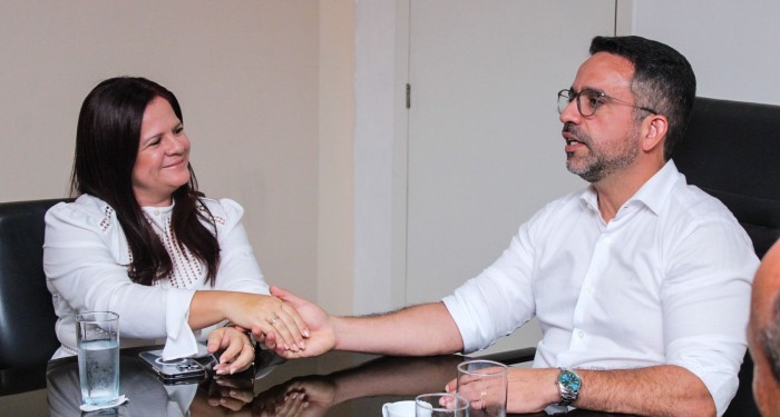 PLANO DIRETOR: Prefeita Lívia Carla participa de reunião com o governador Paulo Dantas 