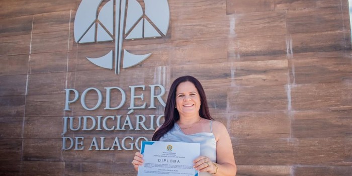 Prefeita Lívia Carla é Diplomada e Renova Compromisso com Barra de Santo Antônio