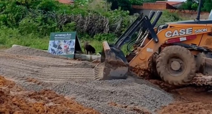 Barra de Santo Antônio: Prefeitura realiza obras de galerias pluviais para prevenir inundações em Tabuba