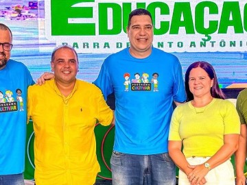 EDUCAÇÃO: Prefeita Lívia Carla concede reajuste anual de 10% aos servidores da rede municipal de ensino, superando índice federal