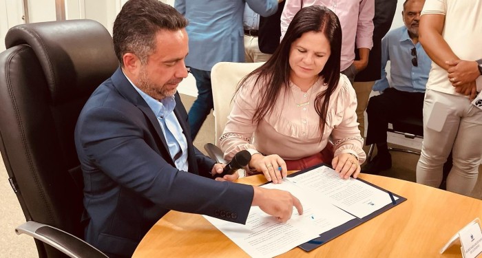 Lívia Carla participa da reunião de emergência e firma compromissos decisivos no enfrentamento ao desastre da BRASKEM